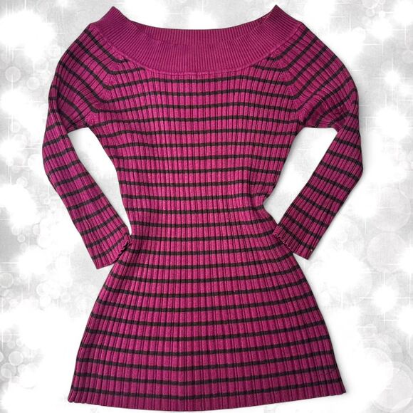 Rue 21 Y2K Alt Style Hot Pink Long Sleeve Top - Picture 3 of 7